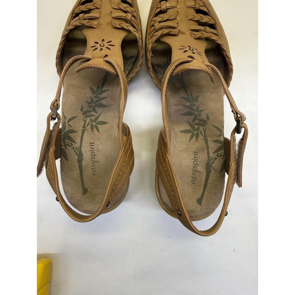Easy Spirit Espedrine Sandals Tan T-Strap Low Heel Women's Size 7M - Picture 8 of 13